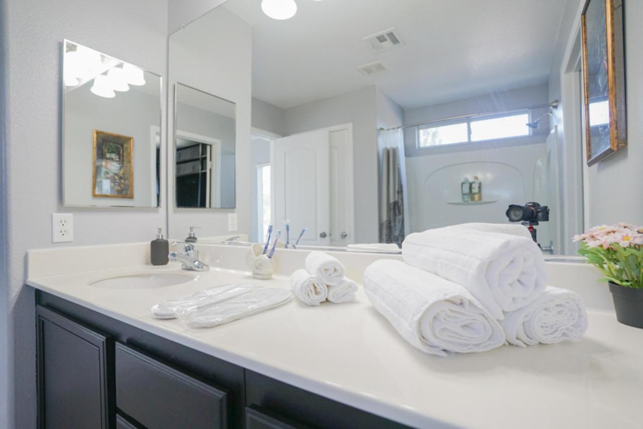 Ultra Modern Las Vegas Home 20Min From The Strip Buitenkant foto