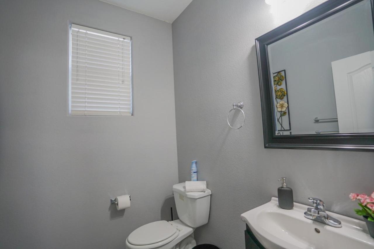 Ultra Modern Las Vegas Home 20Min From The Strip Buitenkant foto